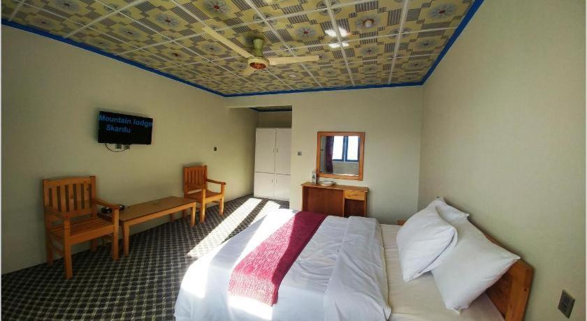 Hotel Mount View Наран Екстер'єр фото